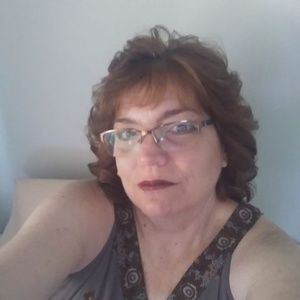 Meet your Posher, Deborah